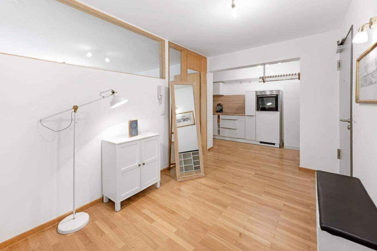 Zwei Zimmer Wohnung Im Stadtzentrum Mit Tiefgaragenplatz Мюнхен Екстер'єр фото